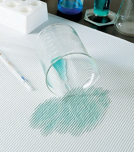 Защита рабочей поверхности, в листах, 460×510 мм, 750 мл/м², 350 листов/упак Thermo FS в работе