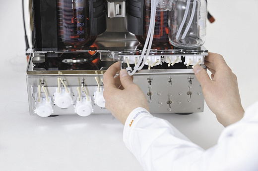 Насосная головка автоклавируемая, сменная (опция), ID 2,5 мм, скорость 0,017-17,16 мл/мин, 1 шт., Infors