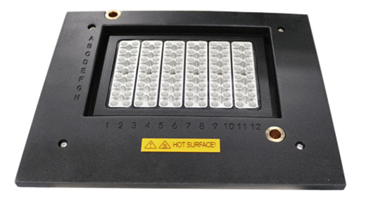 Шесть независимых температурных зон термоблока ДНК-амплификатора в 