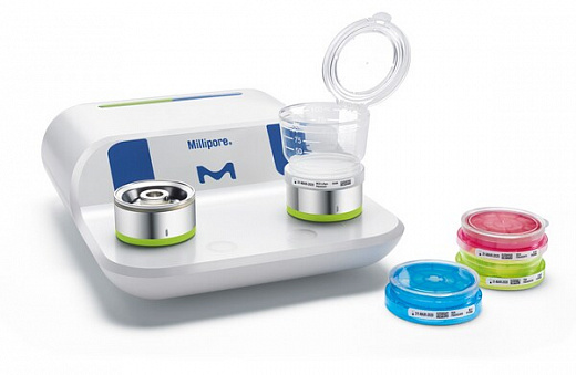 Фильтрующий коллектор (гребенка) с насосом Milliflex Oasis для системы микробиологического контроля Milliflex Quantum, 2 секции